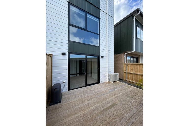 Photo of property in 22 Mata Lane, Stanmore Bay, Whangaparaoa, 0932