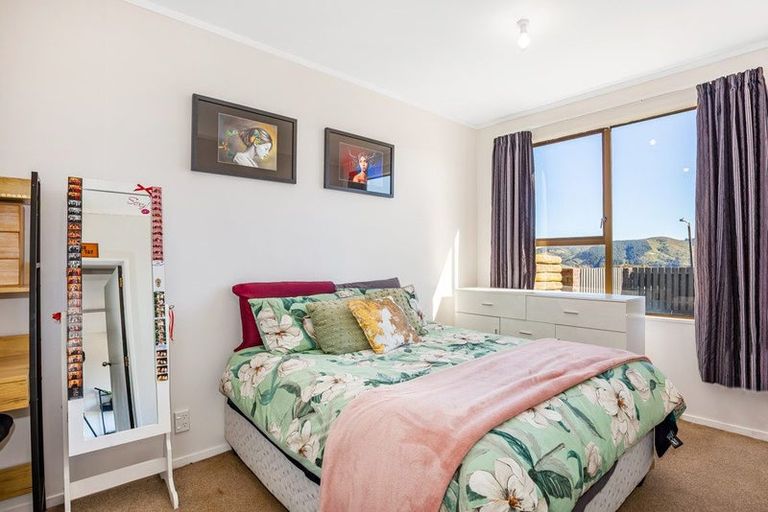 Photo of property in 8 Outram Grove, Kelson, Lower Hutt, 5010