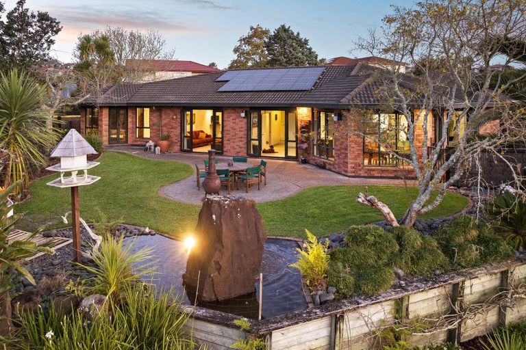 Photo of property in 54 Roy Maloney Drive, Henderson, Auckland, 0612