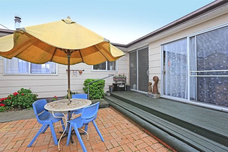 Photo of property in 19 Weddell Street, Flaxmere, Hastings, 4120