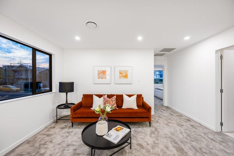 Photo of property in 7 Pakirikiri Street, Long Bay, 0630