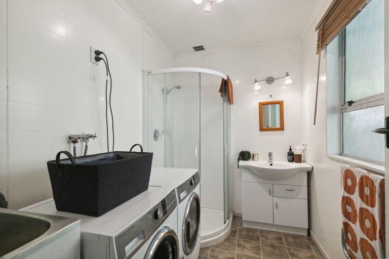 Photo of property in 8b Baxter Way, Karori, Wellington, 6012