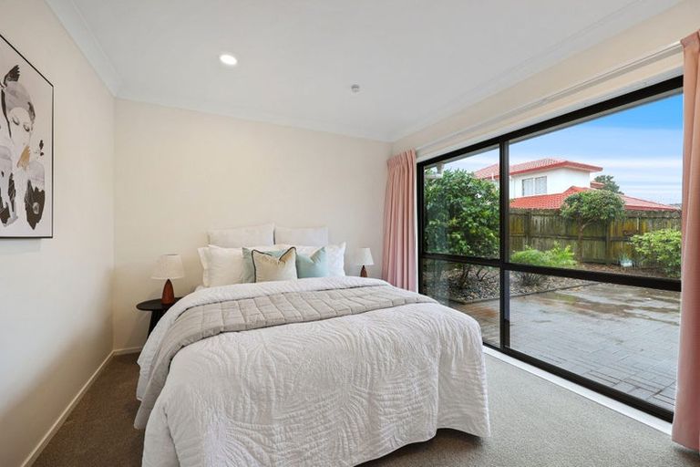 Photo of property in 1/17 Penruddocke Road, Half Moon Bay, Auckland, 2012