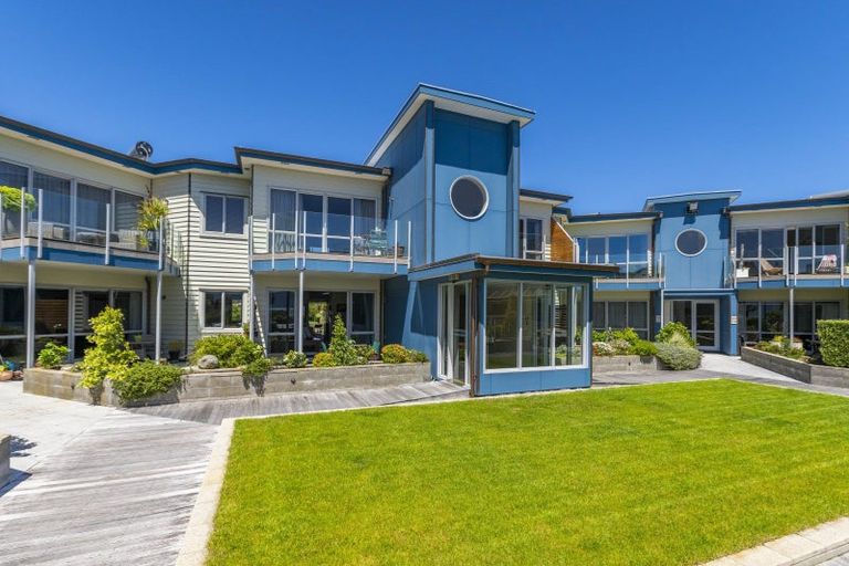 Photo of property in 4-u7 Seaview Road, Paraparaumu Beach, Paraparaumu, 5032
