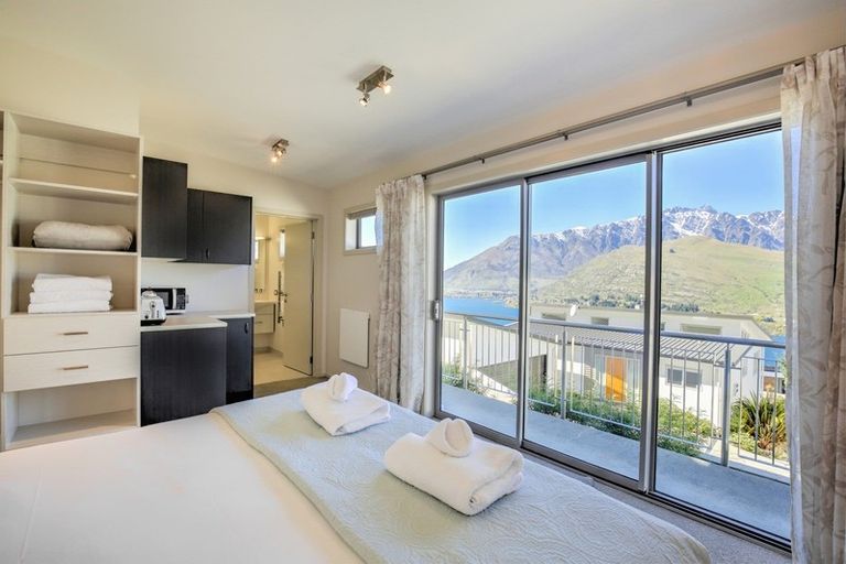 Photo of property in 23 Olivers Place, Queenstown, 9300