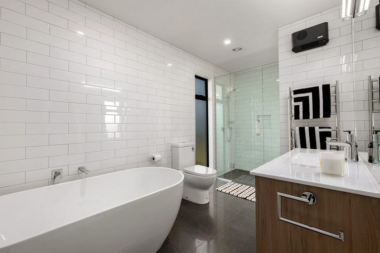Photo of property in 43 Northburn Road, Wanaka, 9305