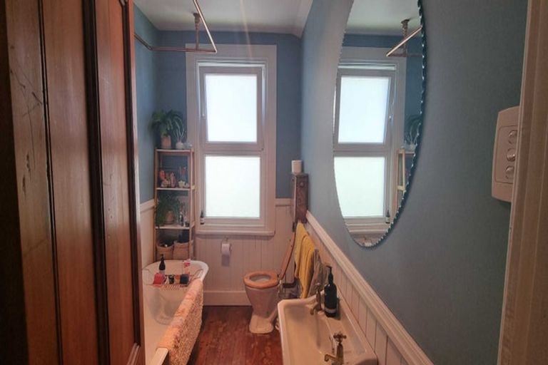 Photo of property in 977 Colombo Street, St Albans, Christchurch, 8014