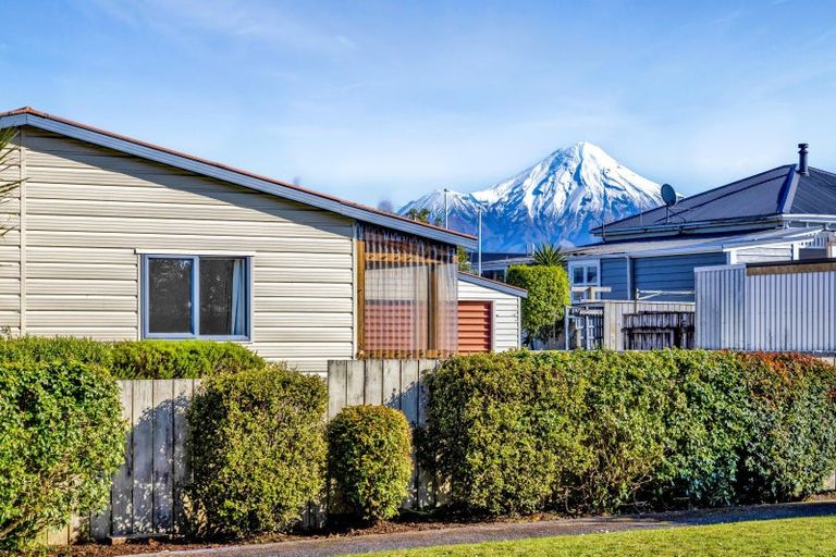 Photo of property in 135a Portia Street, Stratford, 4332