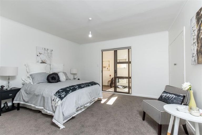 Photo of property in 2/26a Claude Avenue, Papatoetoe, Auckland, 2025