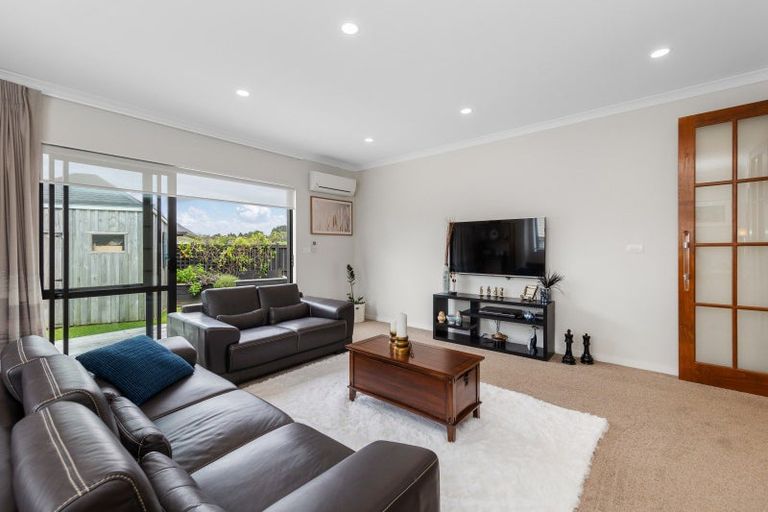 Photo of property in 60 Harvest Avenue, Orewa, 0931