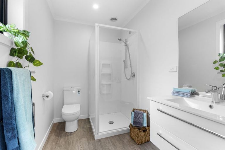 Photo of property in 18 Nukuroa Close, Waitara, 4320