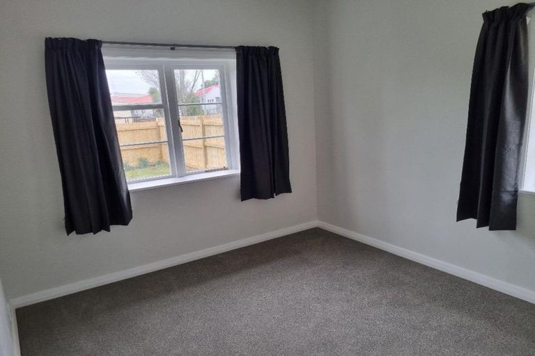 Photo of property in 1 Marire Avenue, Frankton, Hamilton, 3204