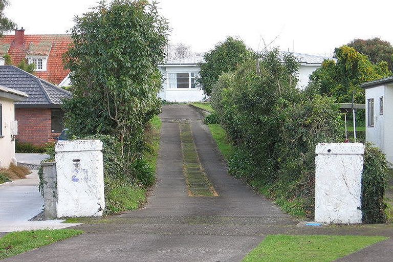 Photo of property in 21 East Street, Terrace End, Palmerston North, 4410