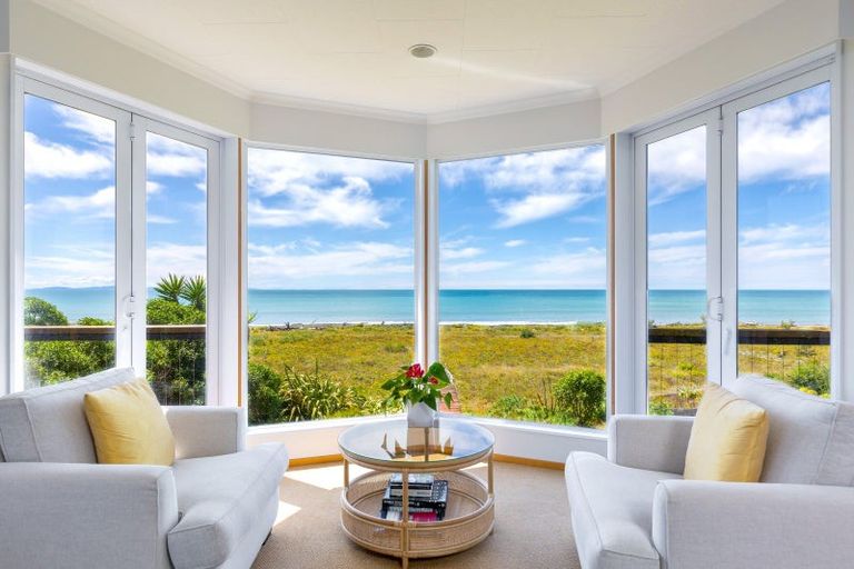 Photo of property in 120 Rarangi Beach Road, Rarangi, Blenheim, 7273