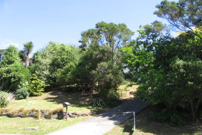 Photo of property in 104 Canongate Street, Birkdale, Auckland, 0626