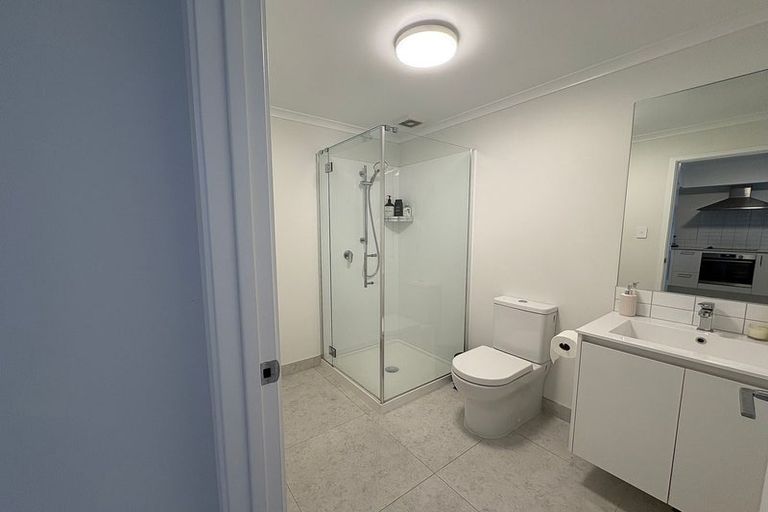Photo of property in 27 Manarini Road, Westgate, Auckland, 0614