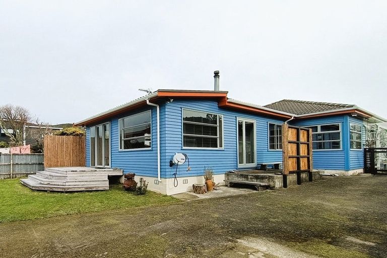 Photo of property in 10 Chamberlain Road, Karori, Wellington, 6012