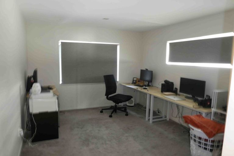 Photo of property in 39a Keegan Drive, Massey, Auckland, 0614