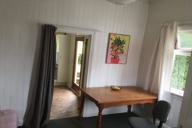 Photo of property in 1 Haddon Place, Dunedin Central, Dunedin, 9016