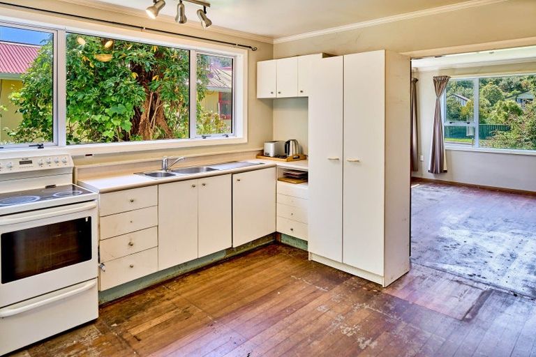 Photo of property in 65 Hair Street, Wainuiomata, Lower Hutt, 5014