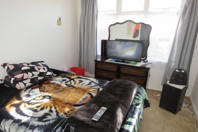 Photo of property in 108 Romilly Street, Westport, 7825