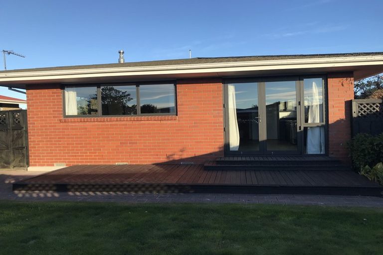 Photo of property in 5 Rhyl Place, Bryndwr, Christchurch, 8053