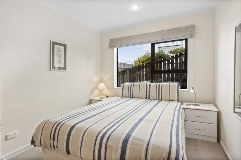 Photo of property in 378f2 Evans Bay Parade, Hataitai, Wellington, 6021