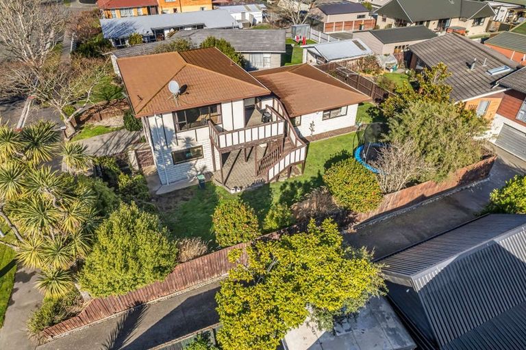 Photo of property in 23 Freebairn Street, Redwood, Christchurch, 8051