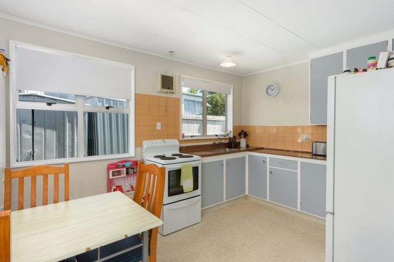 Photo of property in 13a Harris Street, Te Puke, 3119
