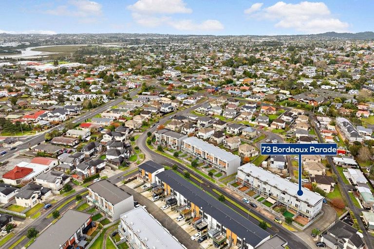 Photo of property in 73 Bordeaux Parade, Te Atatu South, Auckland, 0610