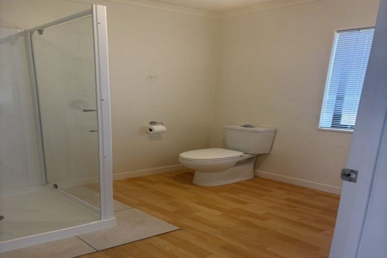 Photo of property in 78a Koraha Road, Kumeu, 0892
