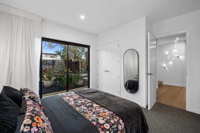 Photo of property in 23 Otakau Road, Milford, Auckland, 0620