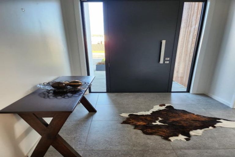 Photo of property in 14 Dillon Street, Blenheim, 7201