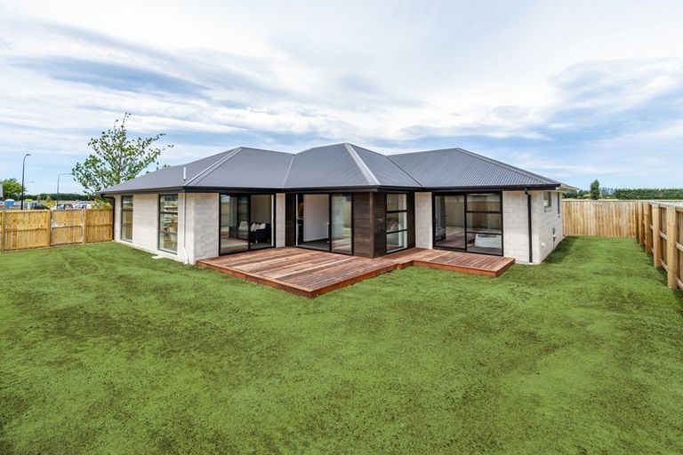 Photo of property in 32 Raptor Street, Rolleston, 7615