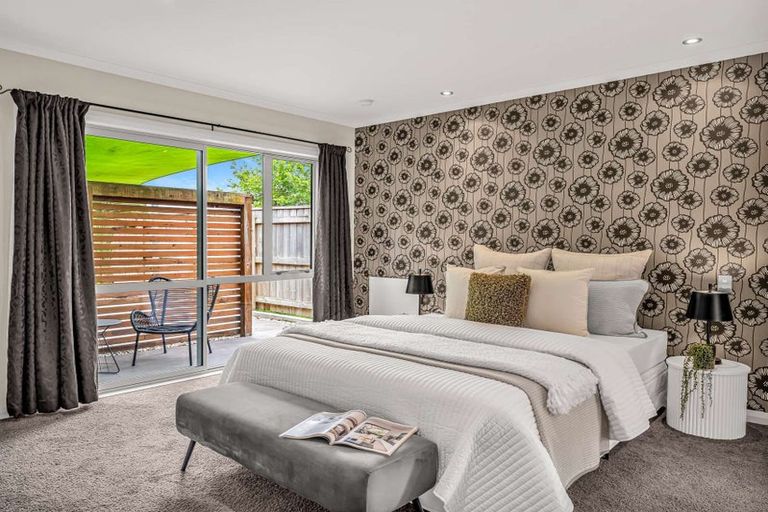 Photo of property in 14a Duna Place, Takaro, Palmerston North, 4412