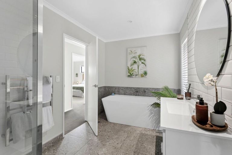 Photo of property in 72 Redoubt Road, Cambridge, 3495