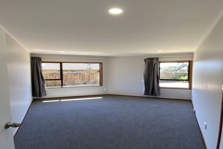 Photo of property in 6 Septimus Place, Henderson, Auckland, 0612