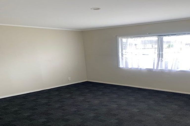 Photo of property in 1/15 Ballance Avenue, Papatoetoe, Auckland, 2104