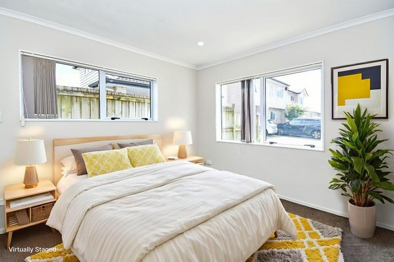 Photo of property in 55a Senator Drive, Manurewa, Auckland, 2105