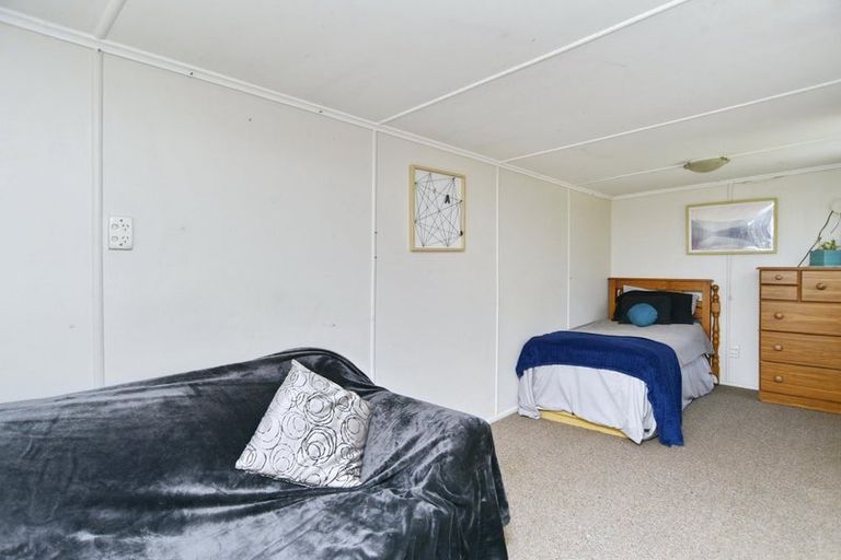 Photo of property in 13 Newnham Street, Rangiora, 7400
