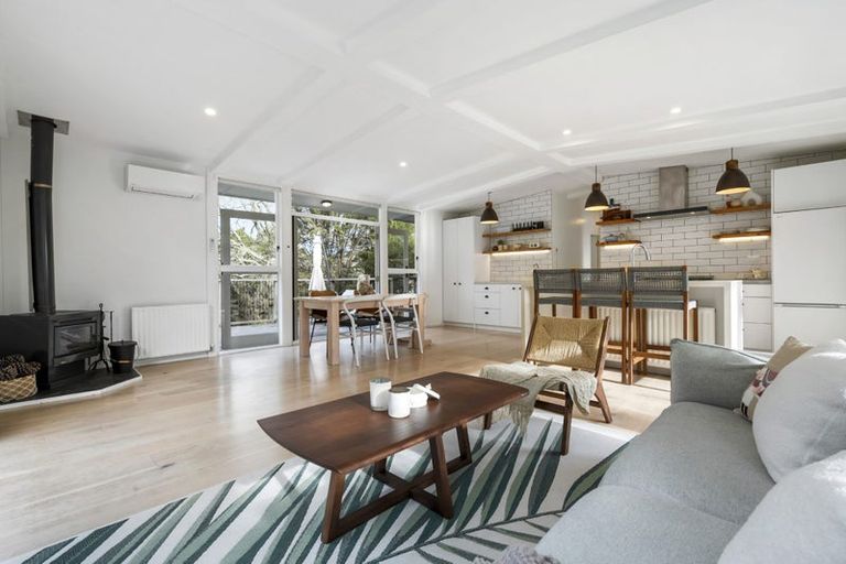 Photo of property in 86 Upper Waiwera Road, Puhoi, Silverdale, 0994