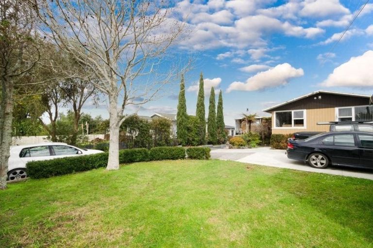 Photo of property in 246 Don Buck Road, Massey, Auckland, 0614