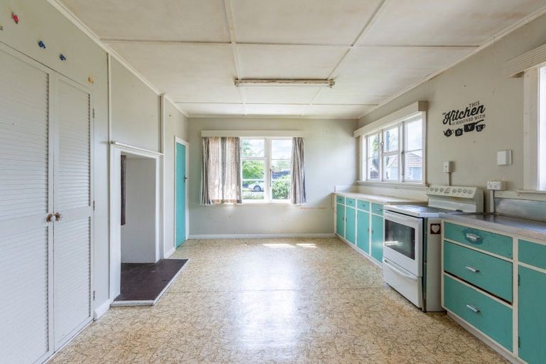 Photo of property in 340 High Street, Dannevirke, 4930