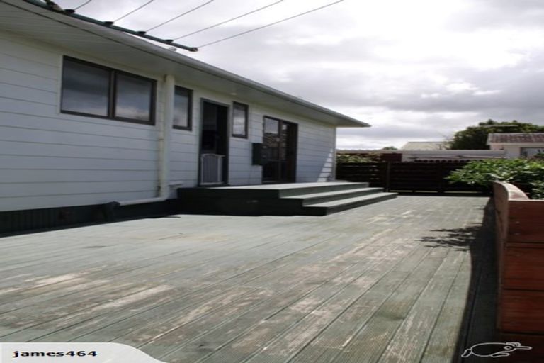 Photo of property in 20 Station Road, Takanini, 2112