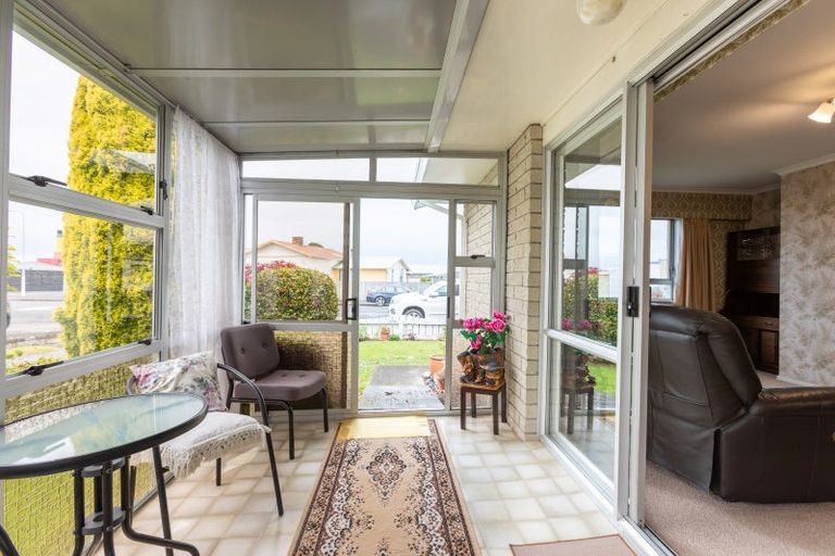 Photo of property in 2a Hunter Street, Dannevirke, 4930