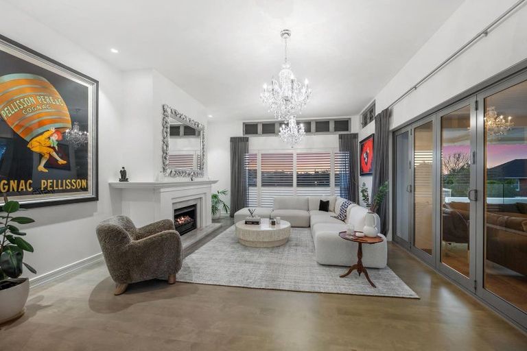 Photo of property in 1 Arthur Crescent, Hauraki, Auckland, 0622