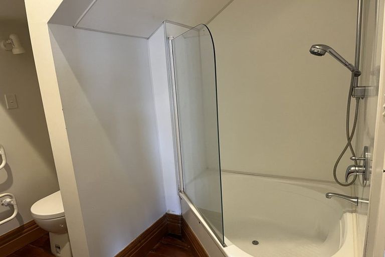 Photo of property in 246u1 The Terrace, Wellington Central, Wellington, 6011