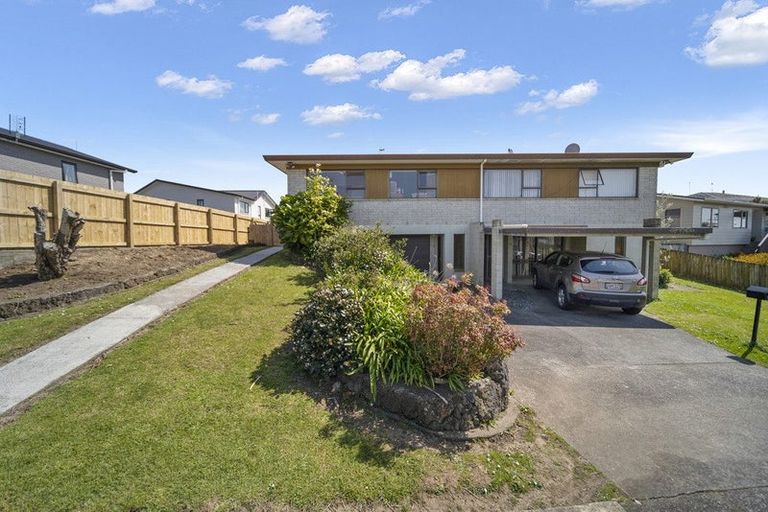Photo of property in 2/9 Malte Brun Place, Papatoetoe, Auckland, 2025