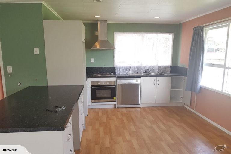 Photo of property in 14 Friesian Drive, Mangere, Auckland, 2022
