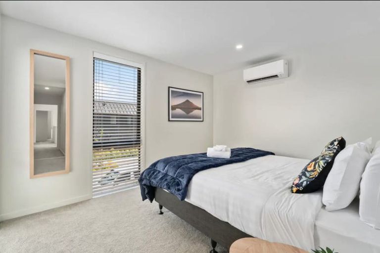 Photo of property in 27 Mulholland Drive, Jacks Point, 9371